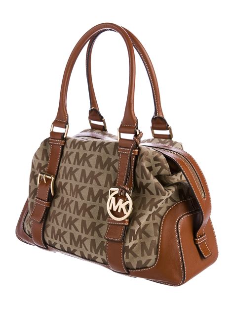 Michael Kors Shoulder Bags .